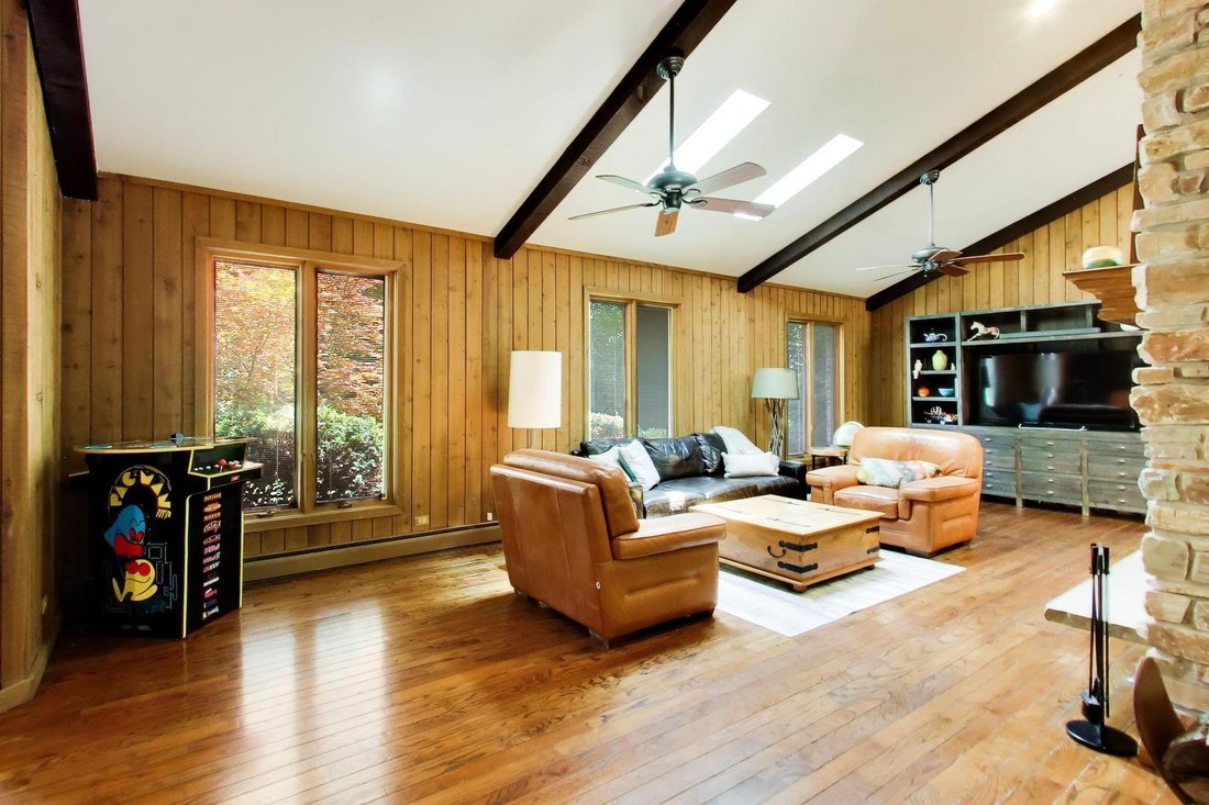 House in Wheeling, Illinois, United States 3 - 18839709