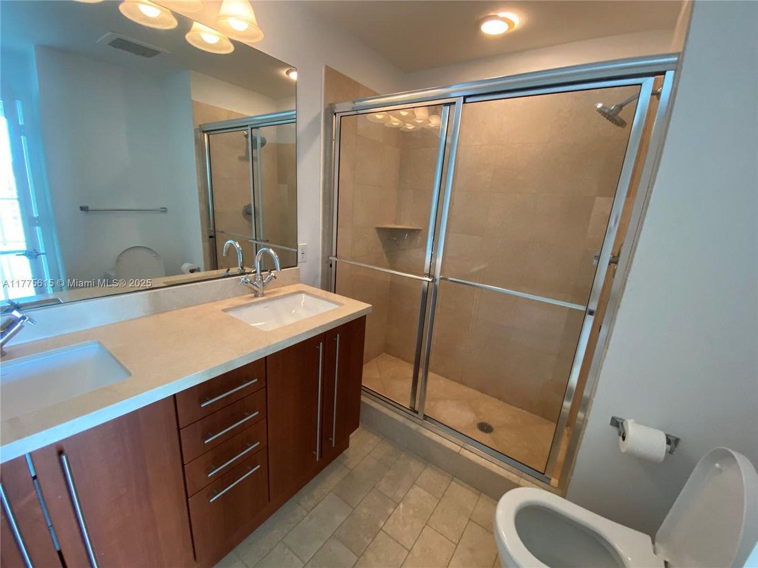Condominio en Miami, Florida, Estados Unidos 5 - 18839763