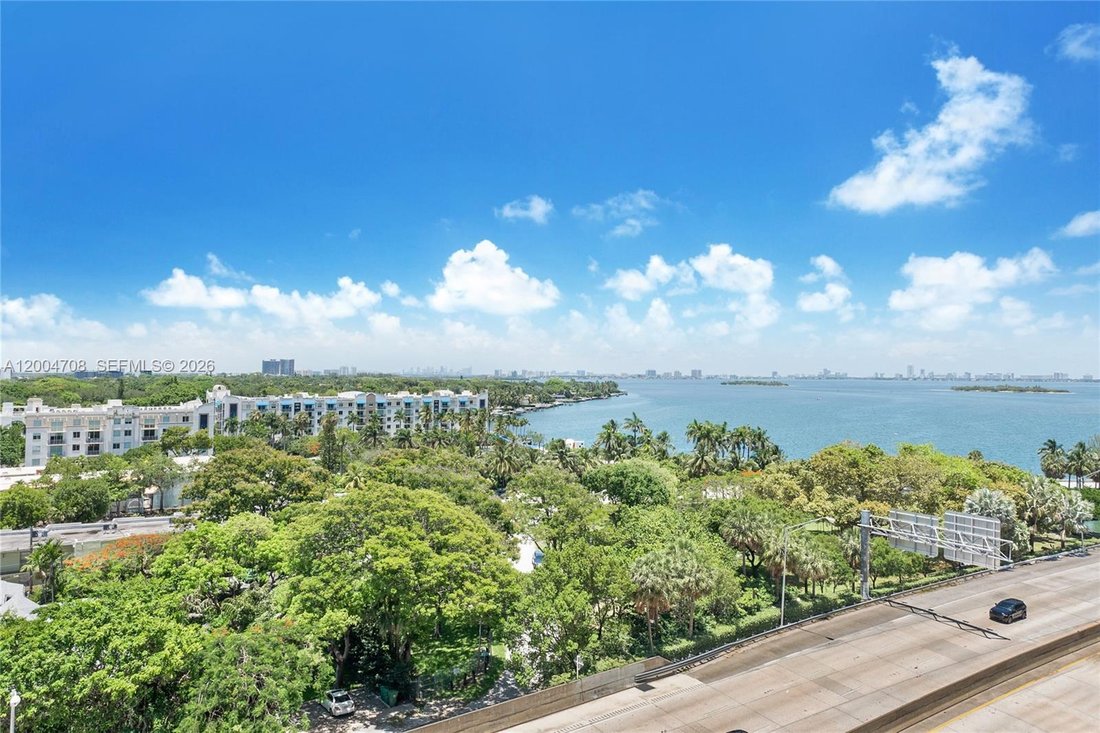 Condo in Miami, Florida, United States 3 - 18838940