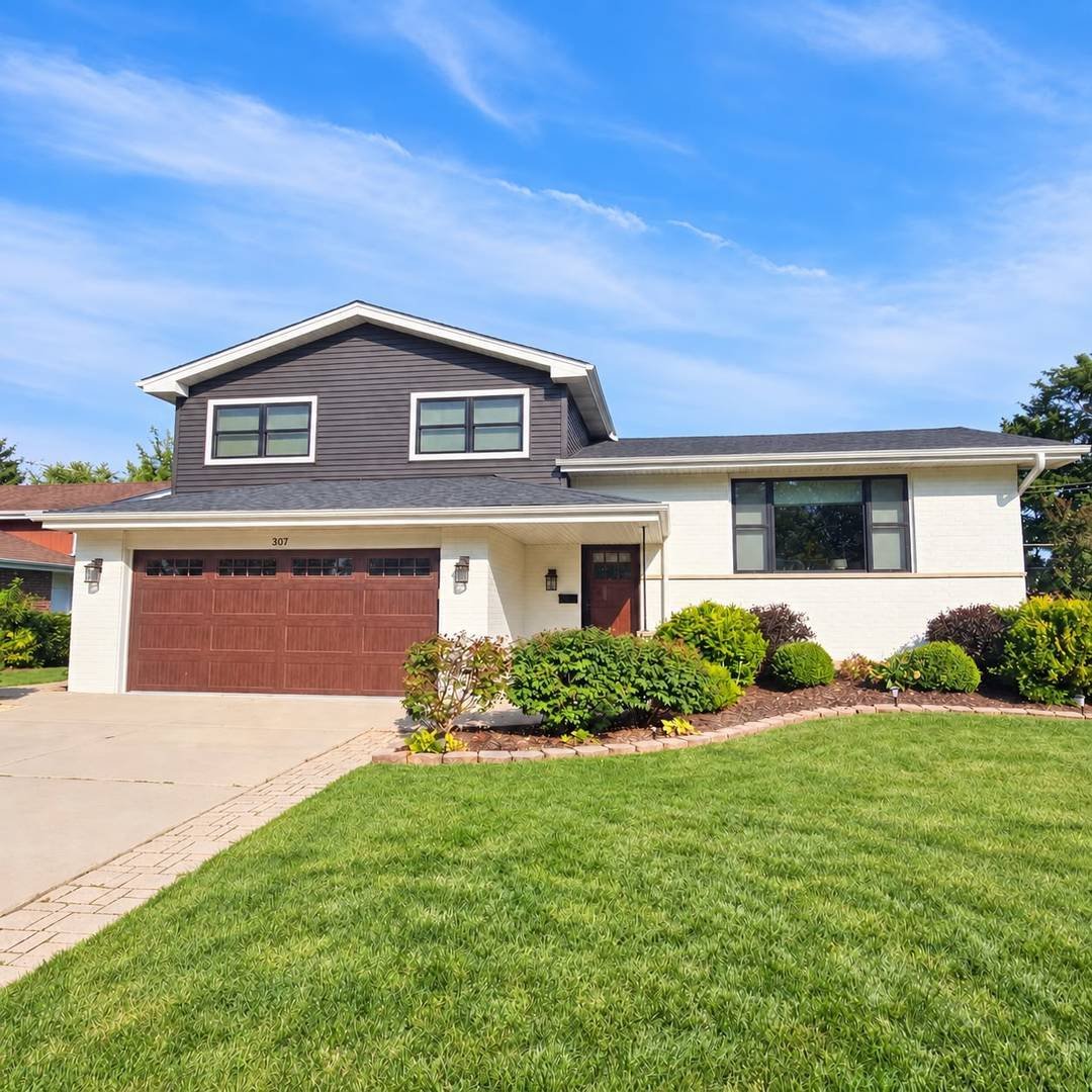 House in Mount Prospect, Illinois, United States 1 - 18839740