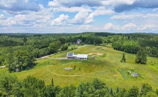 House in Jefferson, Maine, United States 1