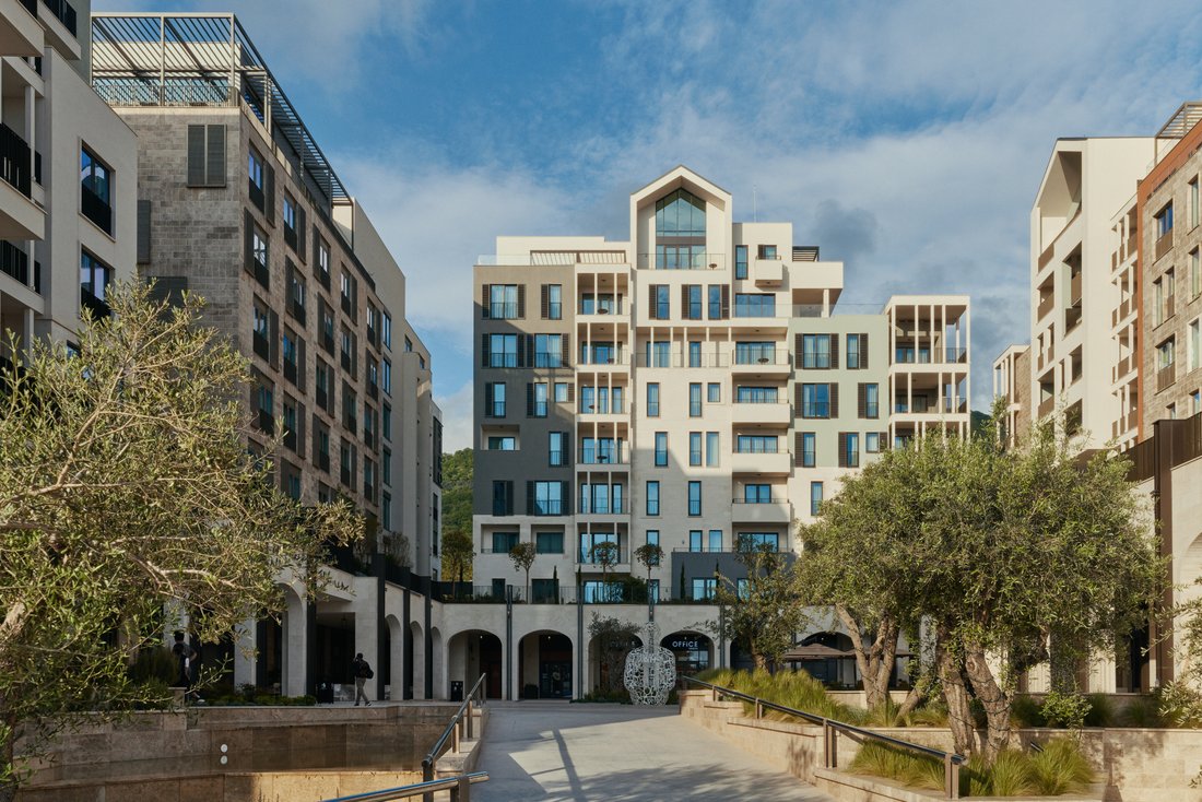 Apartment in Tivat, Tivat Municipality, Montenegro 1 - 18839739