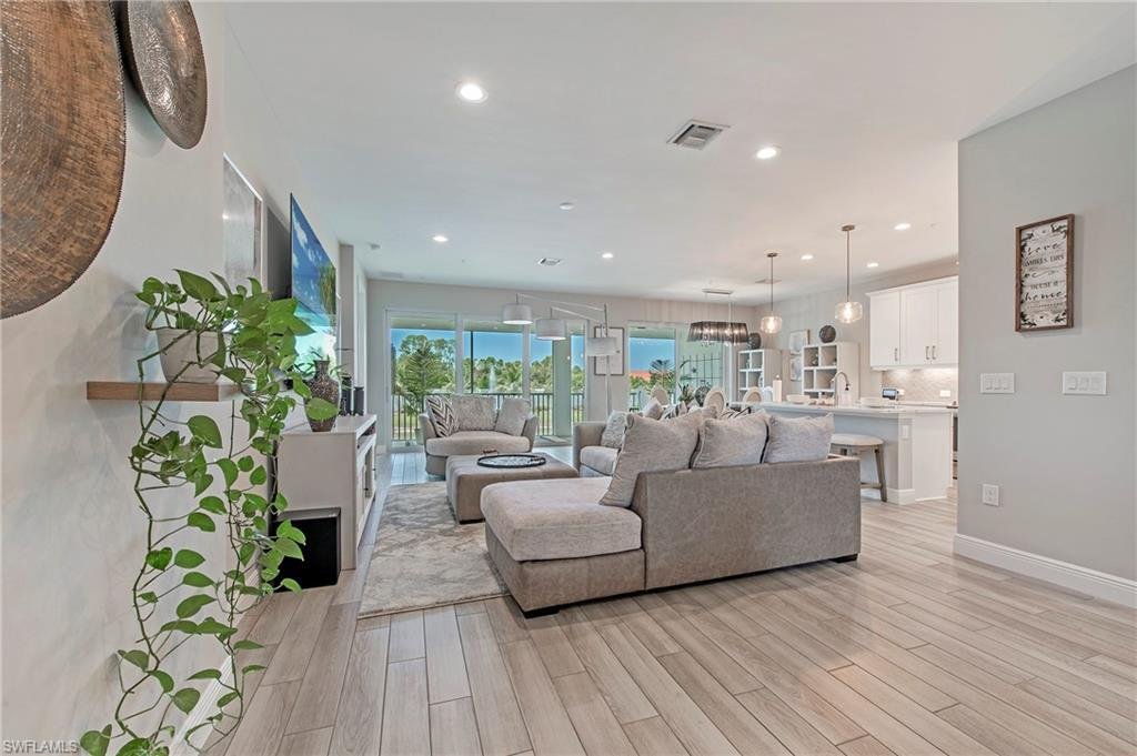 Condo in Naples, Florida, United States 5 - 18840877