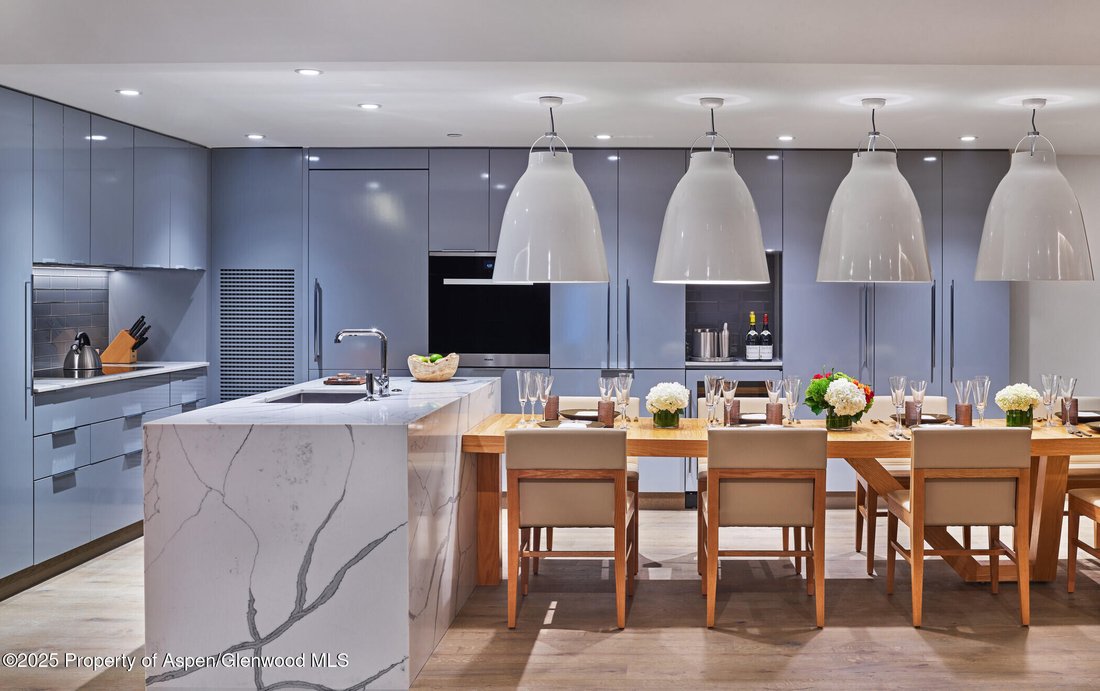 Co Op in Aspen, Colorado, United States 2 - 18839800