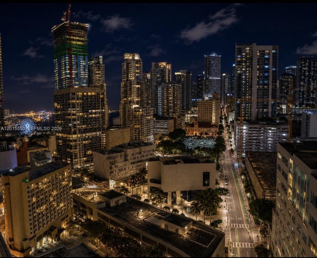 Condo in Miami, Florida, United States 5 - 18839278