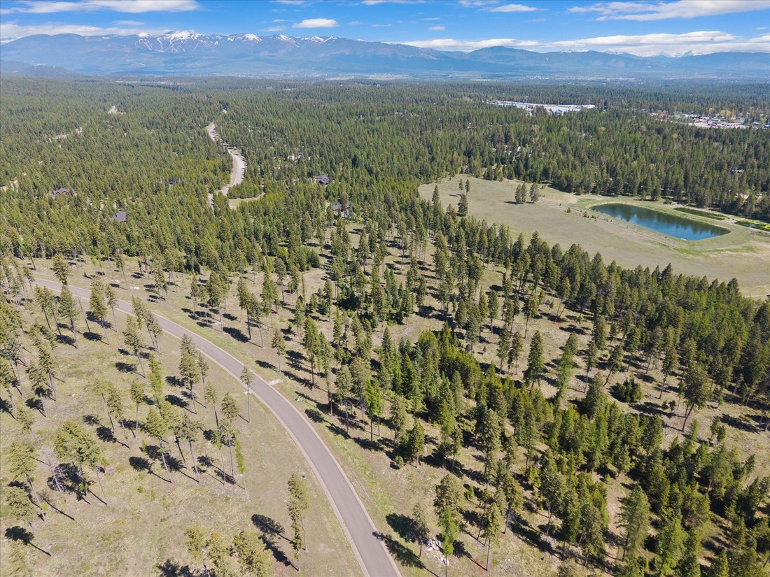 Land in Whitefish, Montana, United States 1 - 18840579