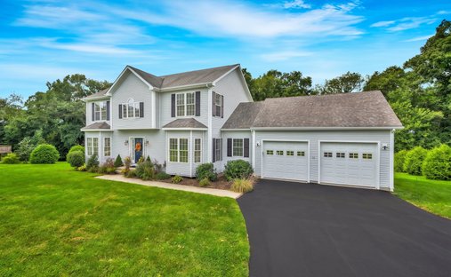 House in Waterford, Connecticut, United States 1