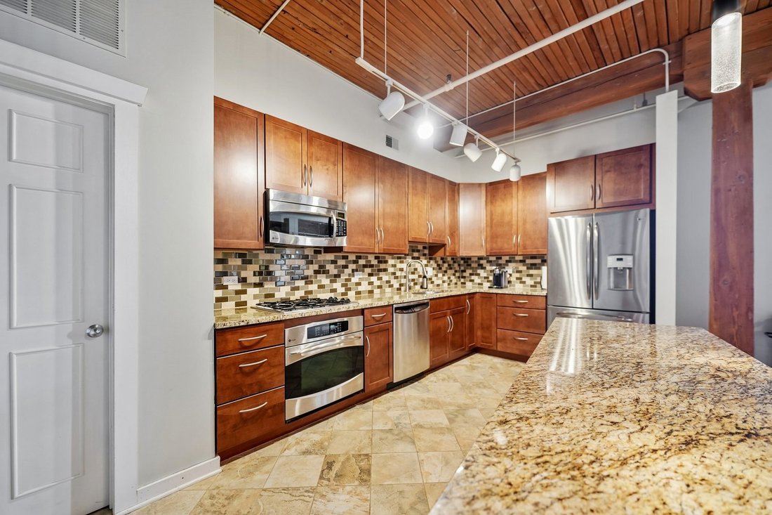 Condo in Chicago, Illinois, United States 2 - 18839948