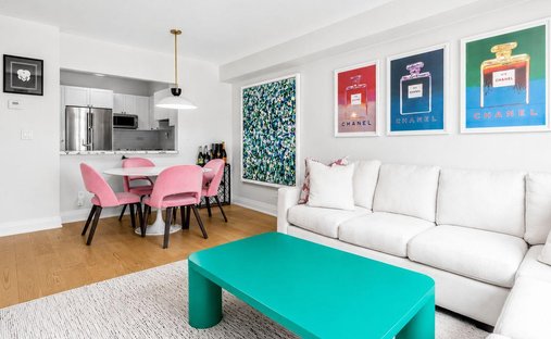 Apartment in Toronto, Ontario, Canada 1