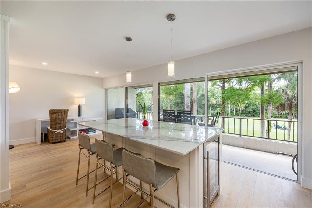 Condo in Naples, Florida, United States 4 - 18840555
