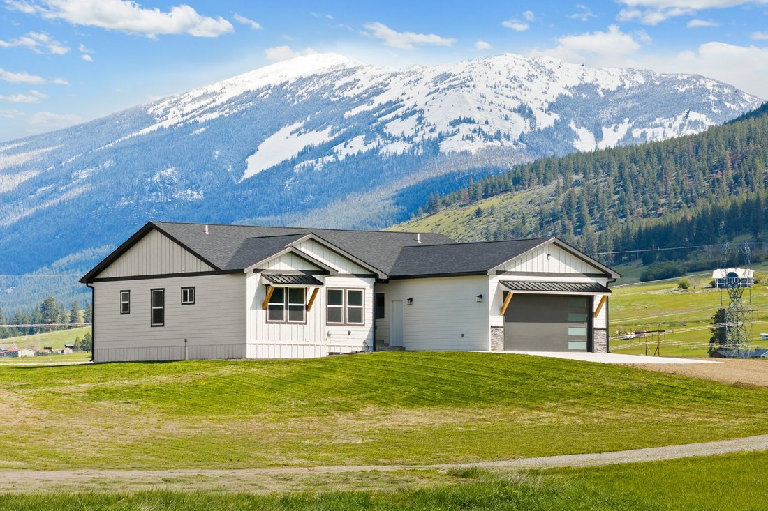 House in Plains, Montana, United States 1 - 18839054