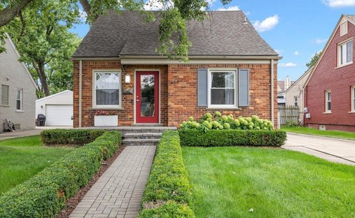 House in Birmingham, Michigan, United States 1