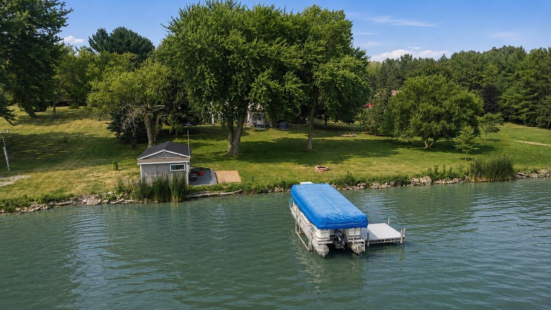 House in Fox Lake, Wisconsin, United States 5 - 18840575