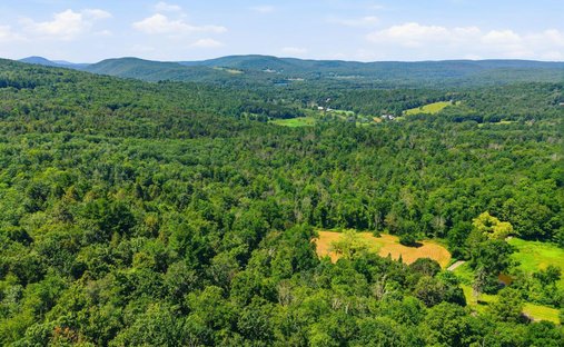 Land in Richmond, Massachusetts, United States 1