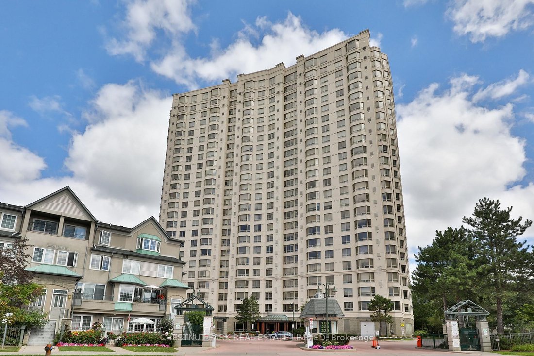 Apartment in Toronto, Ontario, Canada 1 - 18839876