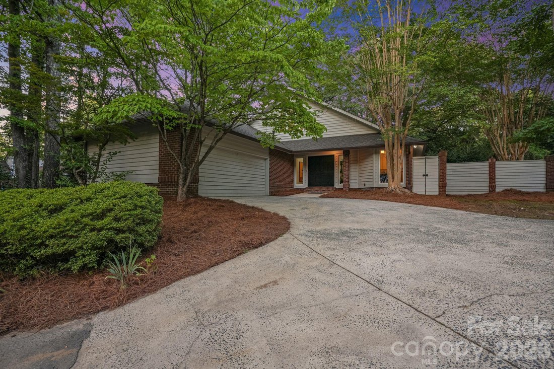House in Charlotte, North Carolina, United States 2 - 18840032