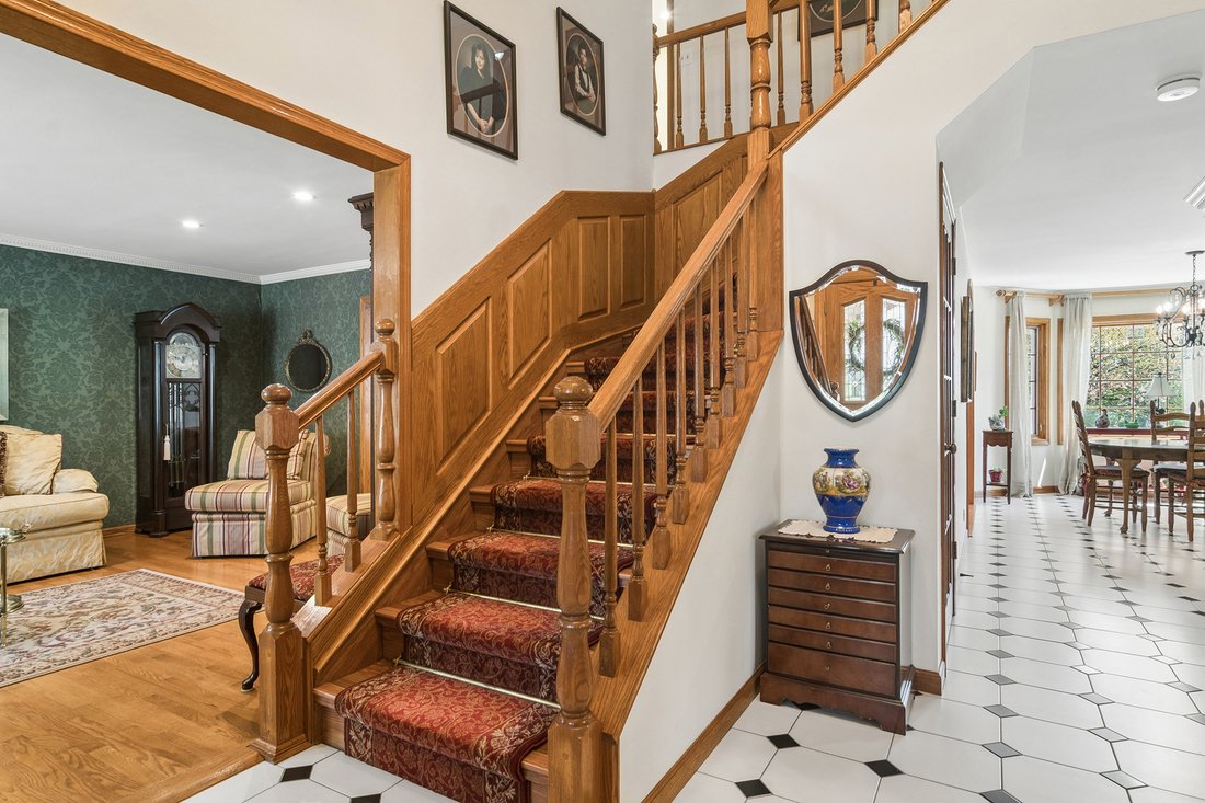 House in Wheeling, Illinois, United States 2 - 18839271