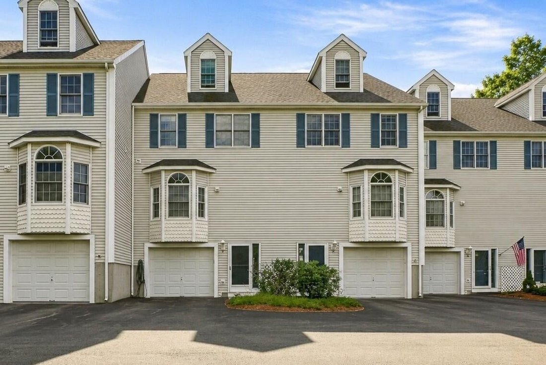 Villa in Plainville, Massachusetts, United States 1 - 18840350