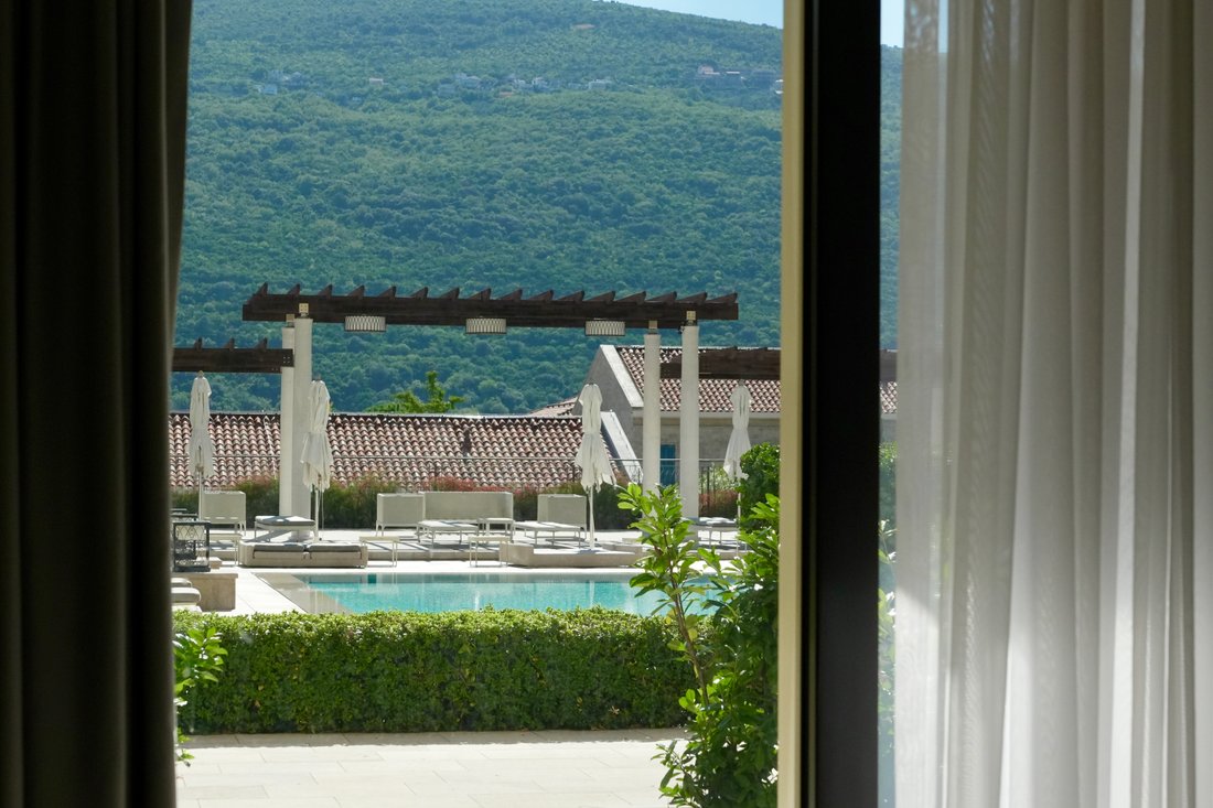 Apartment in Kumbor, Herceg Novi Municipality, Montenegro 1 - 18839810