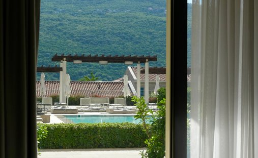Wohnung in Kumbor, Herceg Novi, Montenegro 1