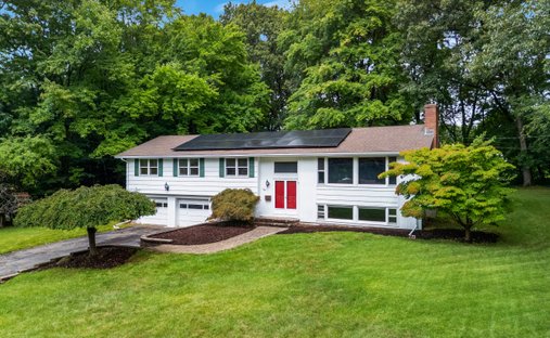 House in South Windsor, Connecticut, United States 1