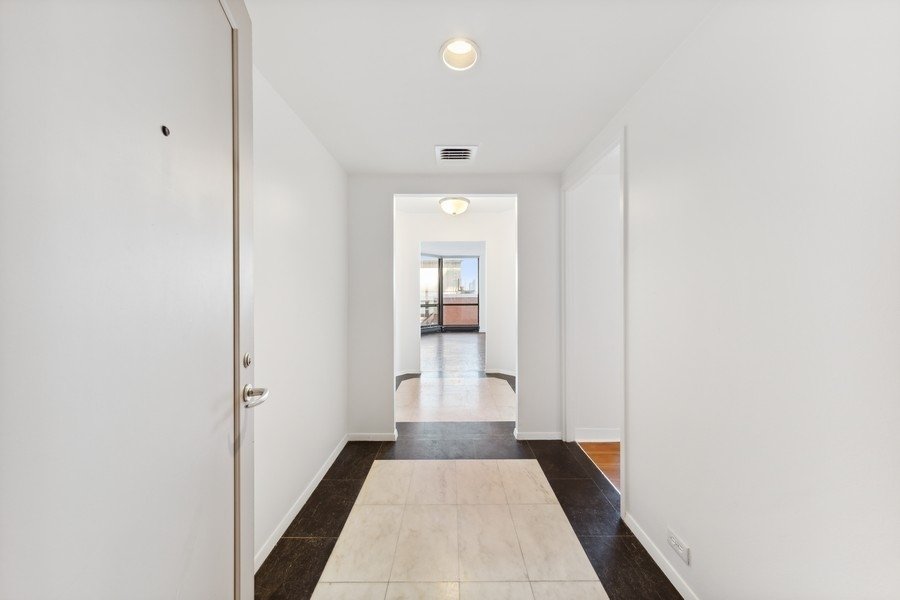 Condo in Chicago, Illinois, United States 3 - 18839130