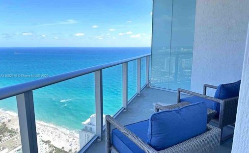 Condo in Hollywood, Florida, United States 1
