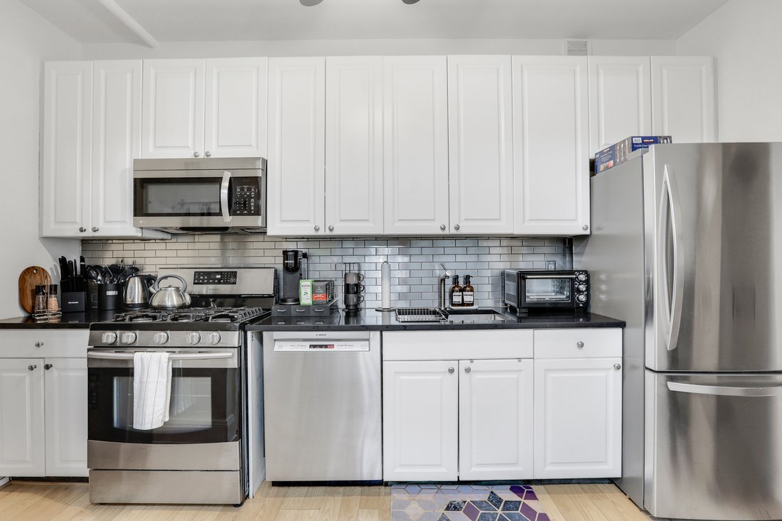 Condo in New York, New York, United States 4 - 18839670