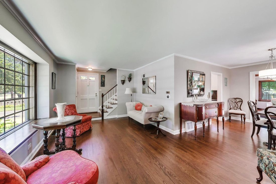 Maison à Arlington Heights, Illinois, États-Unis 5 - 18839654