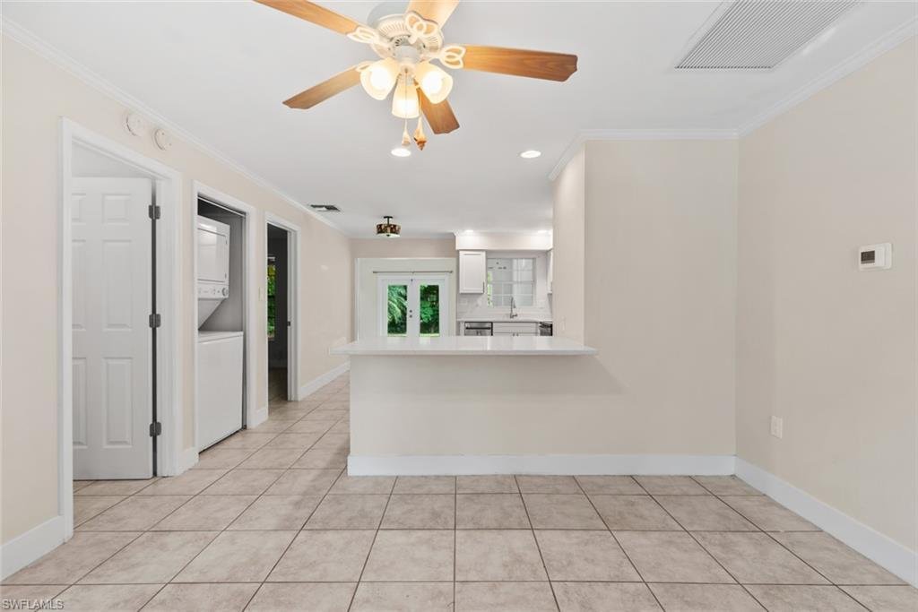 Naples, Florida, United States 4 - 18840673