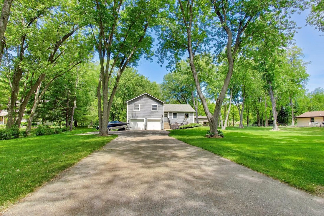 House in Bristol, Wisconsin, United States 1 - 18840848