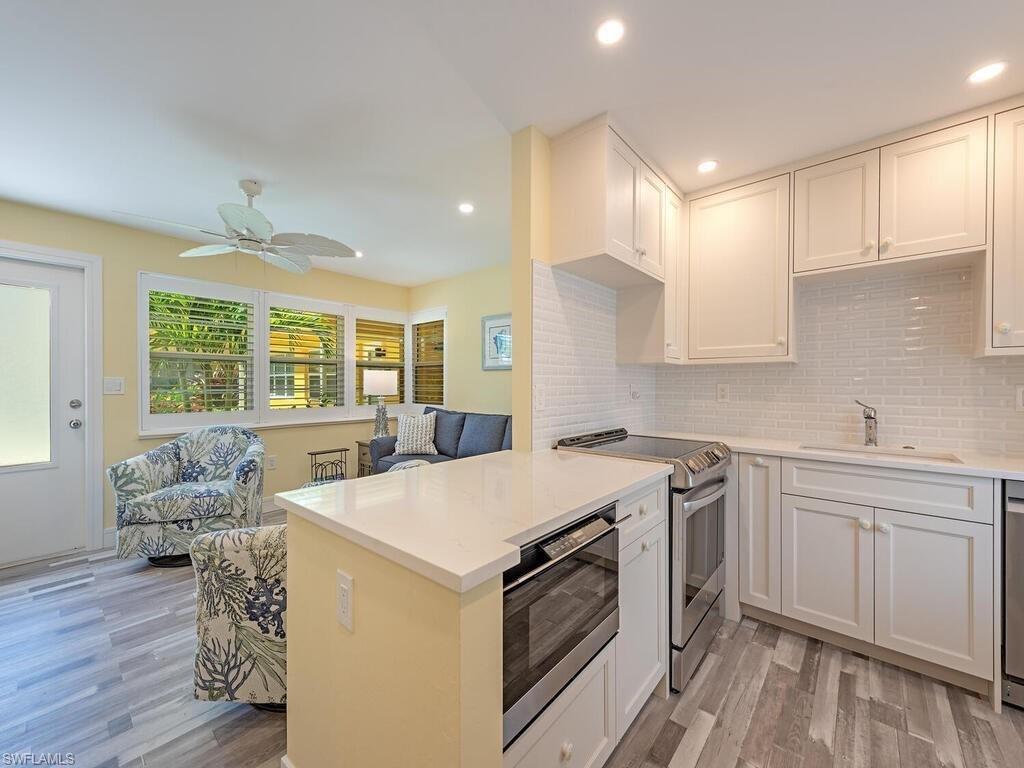 Condo in Naples, Florida, United States 3 - 18840409
