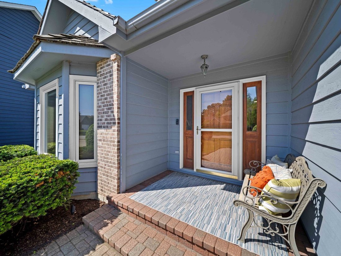 House in Grayslake, Illinois, United States 3 - 18840179