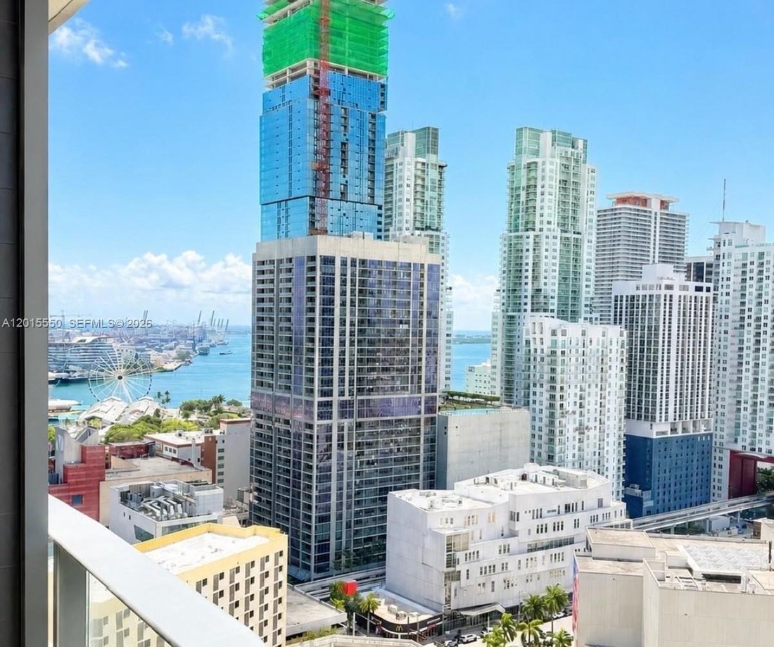 Condo in Miami, Florida, United States 3 - 18839278
