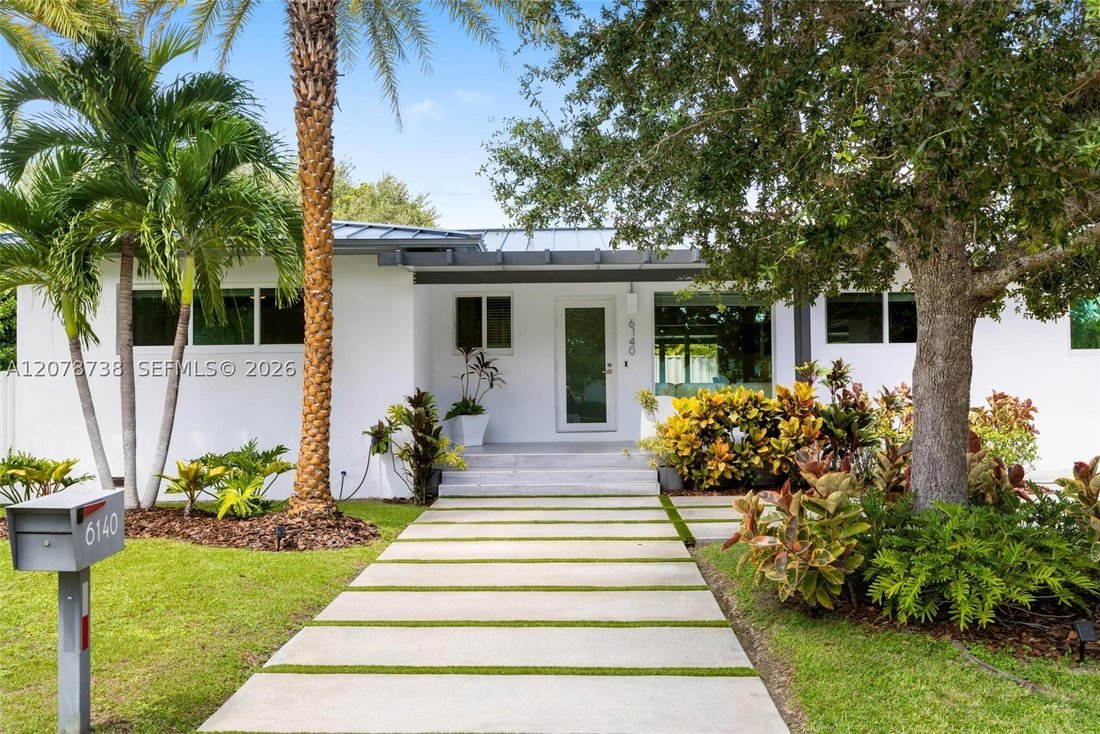 House in Miami, Florida, United States 4 - 18839354