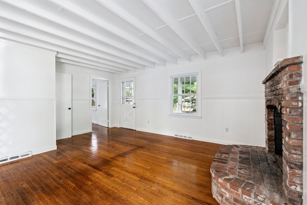 House in Mattapoisett, Massachusetts, United States 5 - 18840327