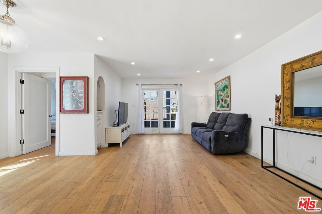 Condo in West Hollywood, California, United States 3 - 18839383
