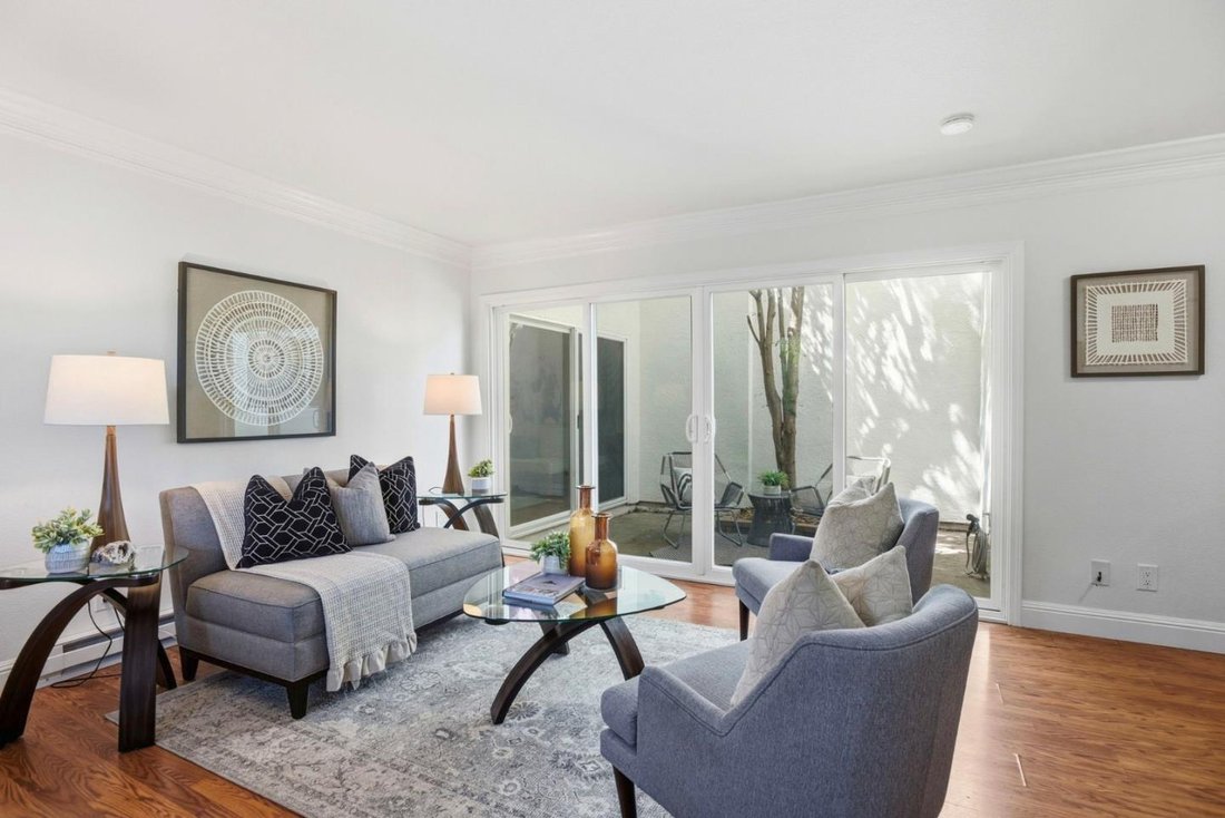 Condo in San Mateo, California, United States 4 - 18839976