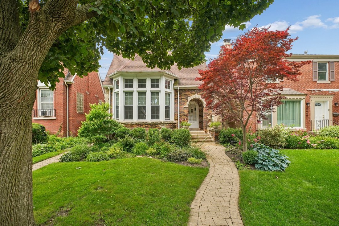 House in Lincolnwood, Illinois, United States 1 - 18840059