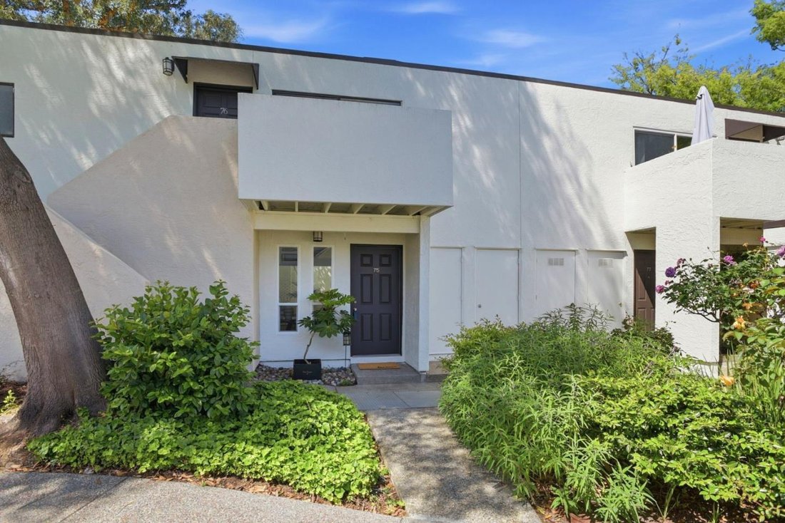 Condo in San Mateo, California, United States 1 - 18839976