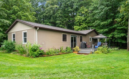 House in Kingsley, Michigan, United States 1