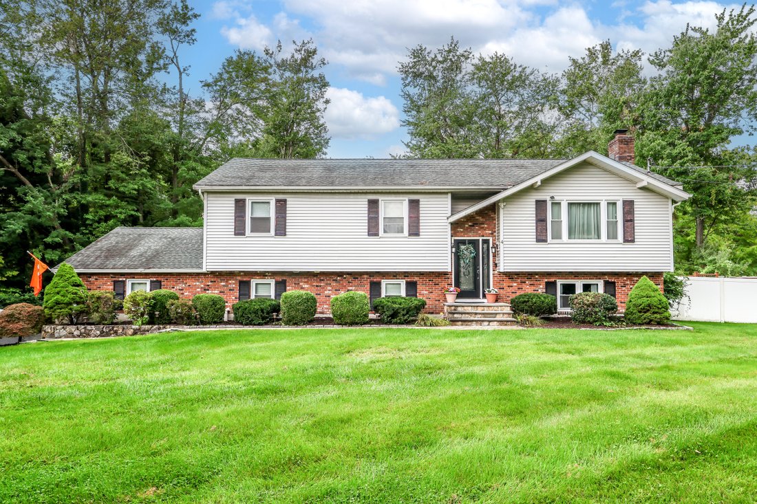 Casa a Brookfield, Connecticut, Stati Uniti 2 - 18841024