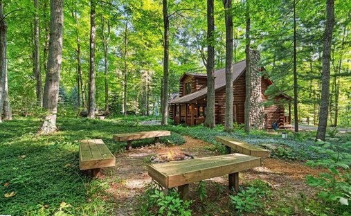 Casa en Cedar, Míchigan, Estados Unidos 1