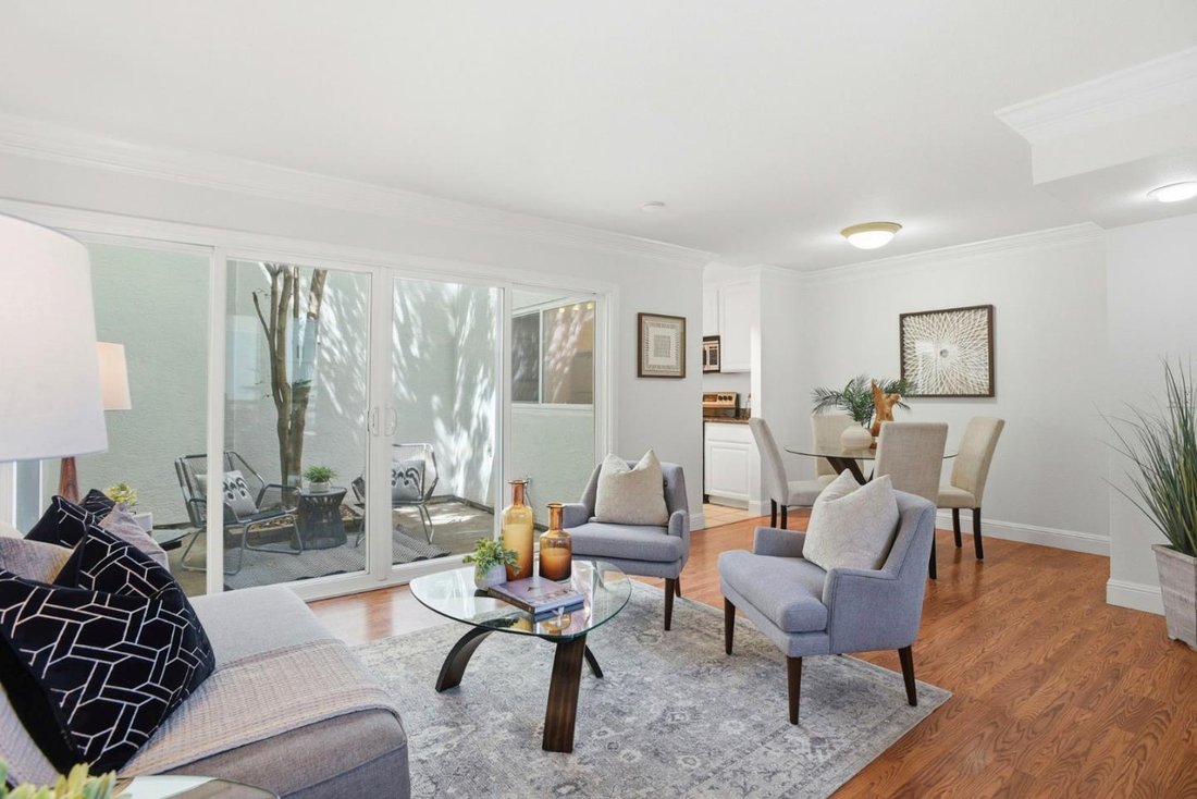 Condo in San Mateo, California, United States 5 - 18839976