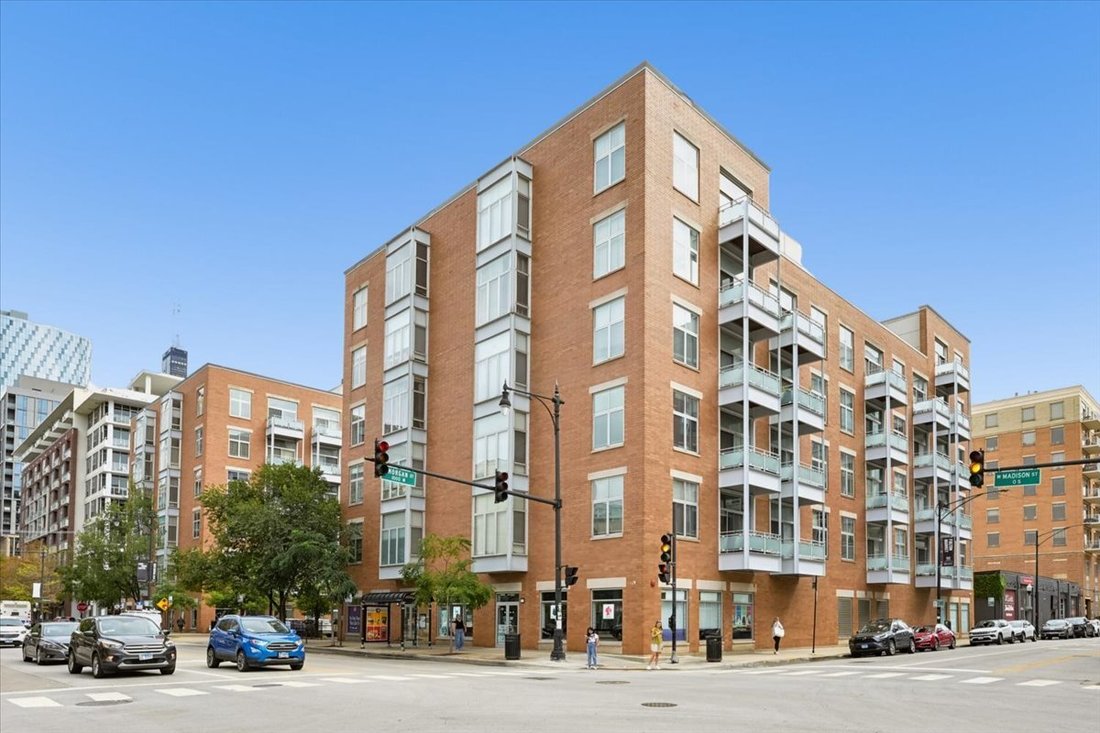 Condo in Chicago, Illinois, United States 1 - 18840919