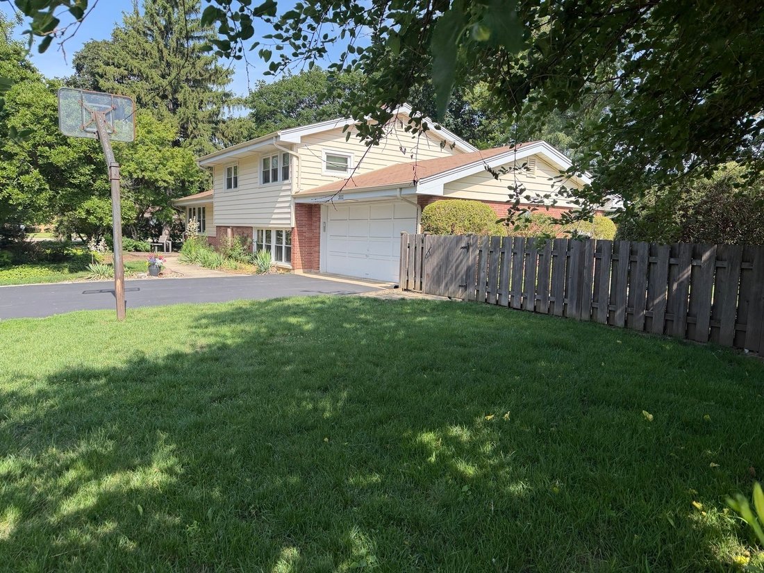 House in Mount Prospect, Illinois, United States 2 - 18840741