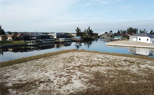 Land in Cape Coral, Florida, Vereinigte Staaten 1