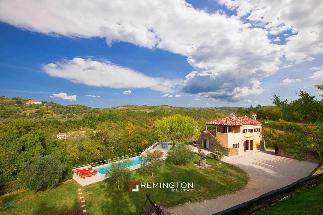 Villa in Buje, Istria County, Croatia 1 - 18840466