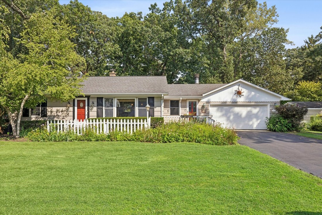 House in Lake Bluff, Illinois, United States 1 - 18840156