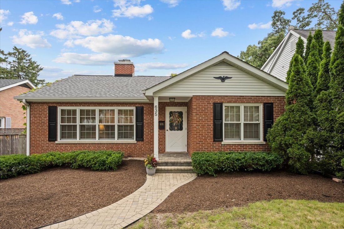 House in Lake Bluff, Illinois, United States 2 - 18840203